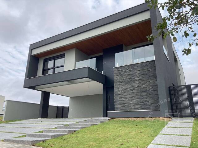 #135 - Casa para Venda em São José dos Campos - SP