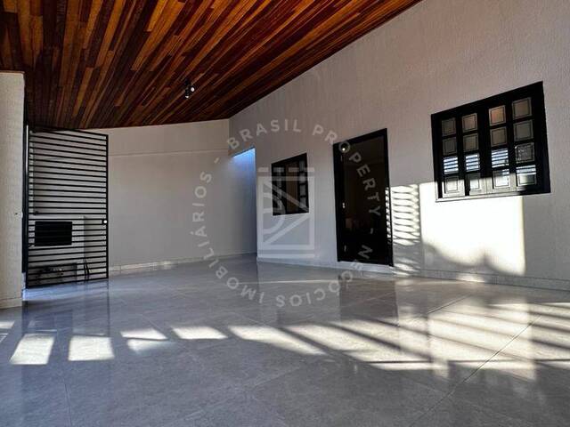 #141 - Casa para Venda em São José dos Campos - SP