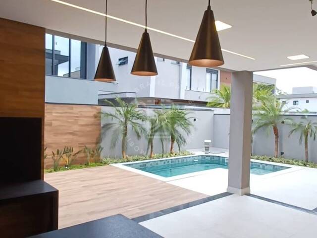 #249 - Casa para Venda em São José dos Campos - SP