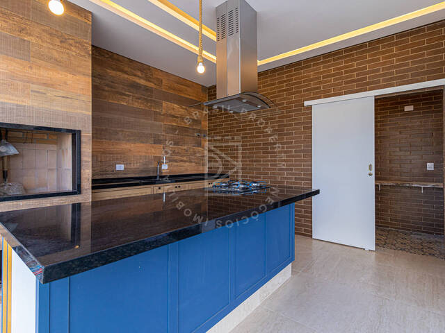 Casa para Venda em São José dos Campos - 4