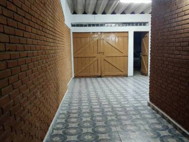 #404 - Casa para Venda em São José dos Campos - SP