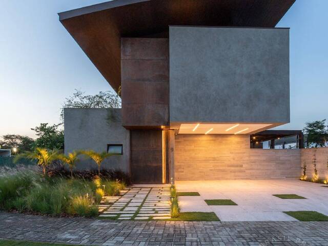 #442 - Casa para Venda em São José dos Campos - SP