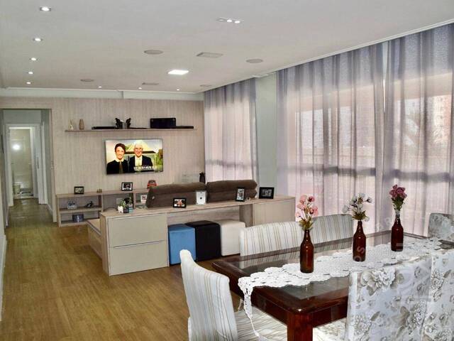 #512 - Apartamento para Venda em São José dos Campos - SP