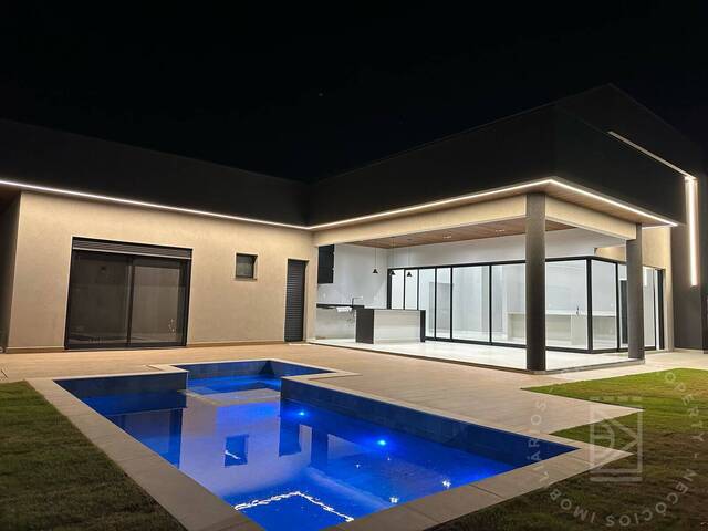 #606 - Casa para Venda em São José dos Campos - SP