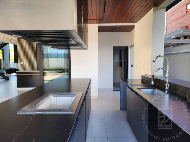 Casa para Venda em São José dos Campos - 4