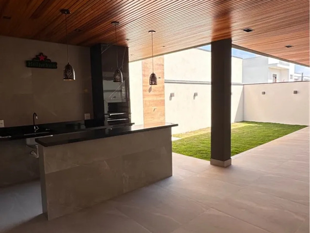 Casa para Venda em São José dos Campos - 4