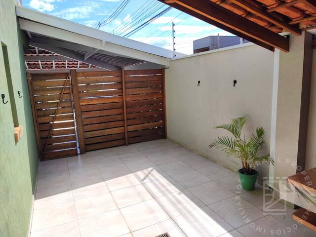#668 - Casa para Venda em Caçapava - SP - 2