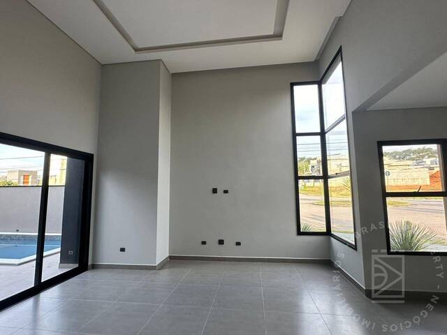 #675 - Casa para Venda em Caçapava - SP - 3