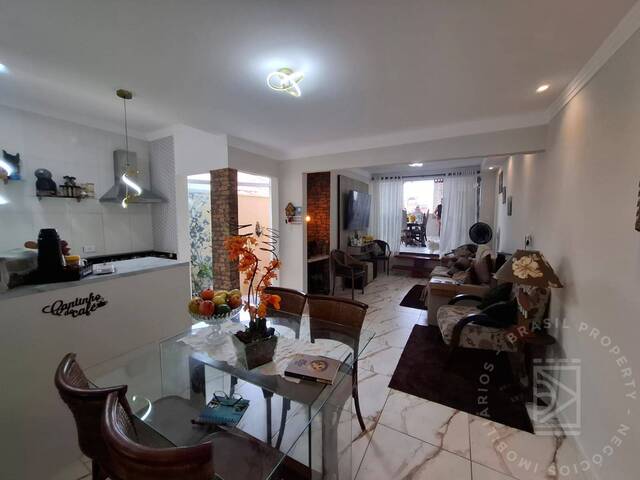 #704 - Casa para Venda em São José dos Campos - SP - 3