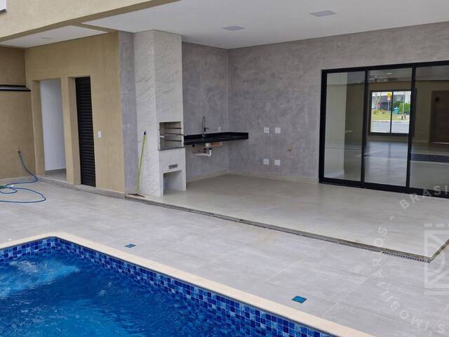 #725 - Casa para Venda em São José dos Campos - SP