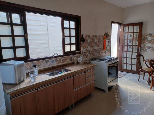 Casa para Venda em São José dos Campos - 5