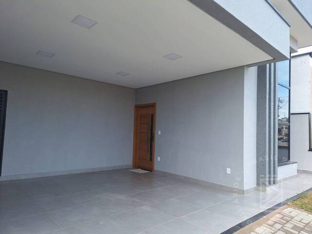 #743 - Casa para Venda em Caçapava - SP - 3