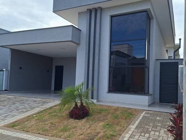 #743 - Casa para Venda em Caçapava - SP - 3