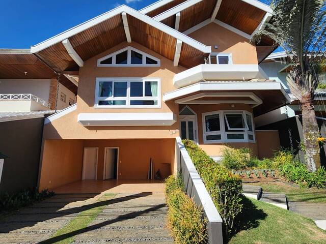 #710 - Casa para Locação em São José dos Campos - SP