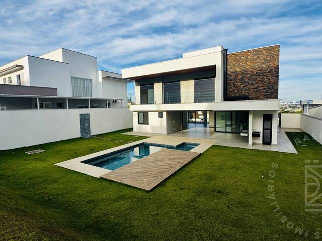 Casa para Venda em São José dos Campos - 4