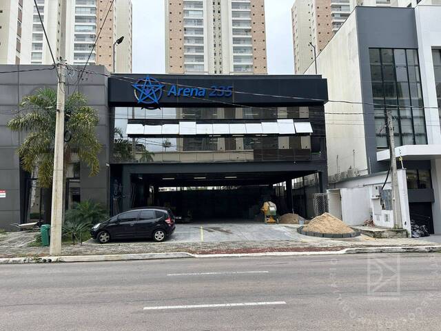 Locação em Condomínio Royal Park - São José dos Campos