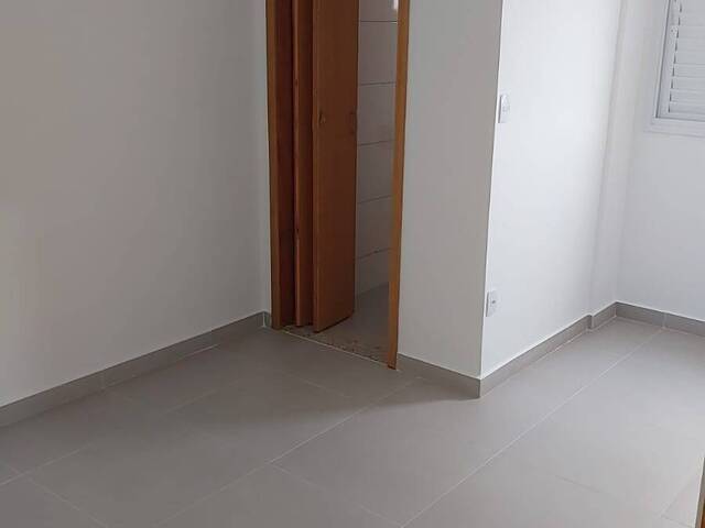 Apartamento para Venda em São José dos Campos - 5