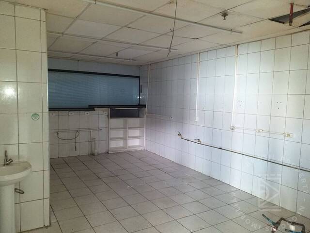 #896 - Loja para Locação em São José dos Campos - SP - 3