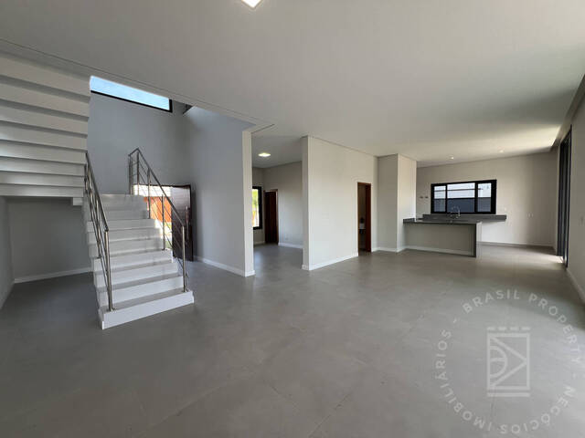 #906 - Casa para Venda em São José dos Campos - SP - 3