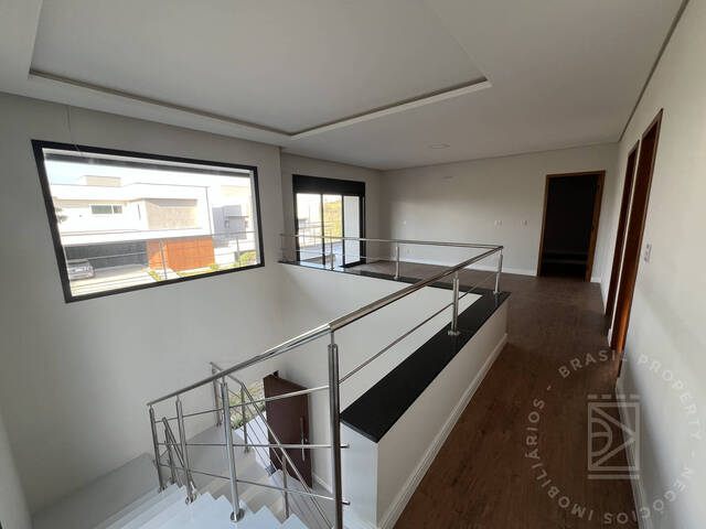 Casa para Venda em São José dos Campos - 4