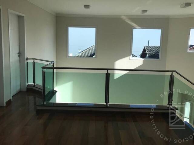 Venda em Condomínio Residencial Jaguary - São José dos Campos