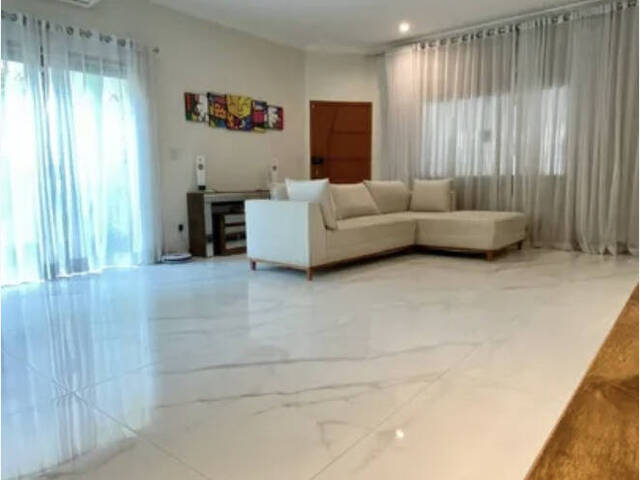 Venda em Residencial de Ville - São José dos Campos