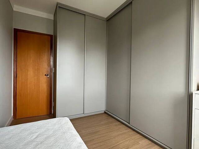 Apartamento para Venda em São José dos Campos - 4