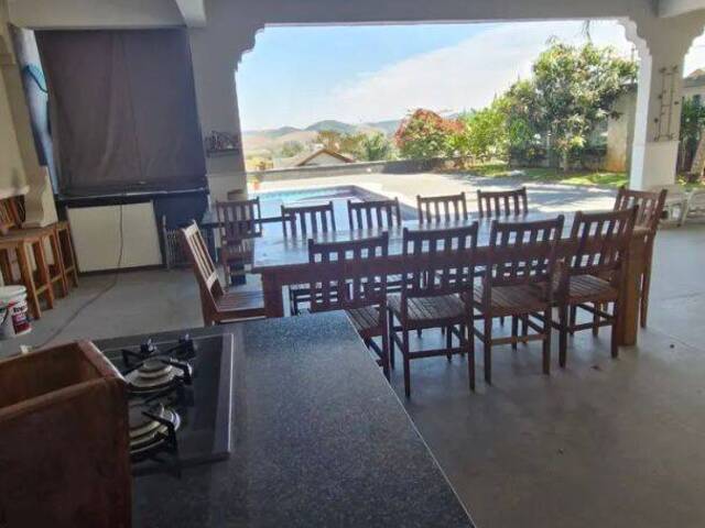 #1004 - Casa para Venda em São José dos Campos - SP - 2