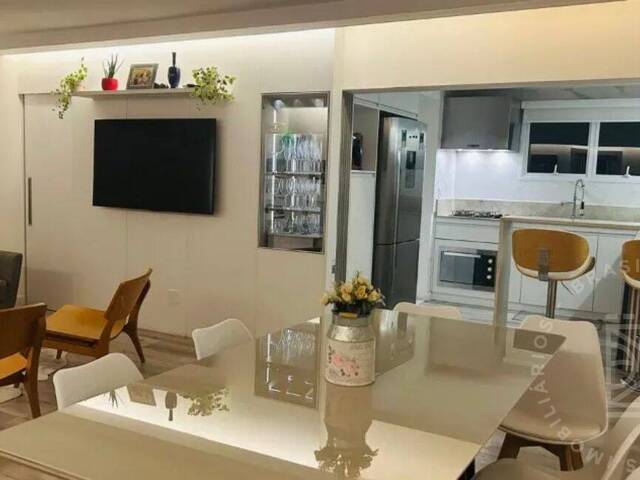 #1018 - Apartamento para Venda em São José dos Campos - SP - 1