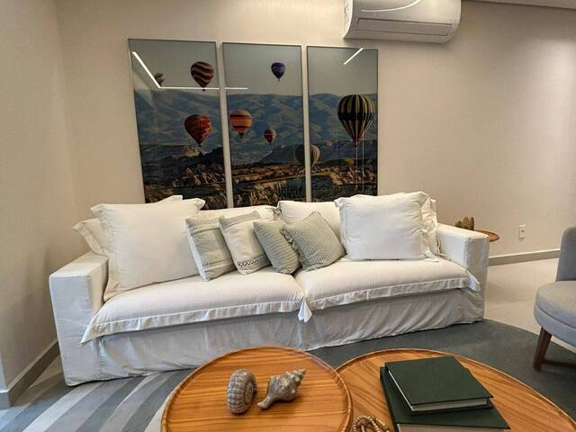 #568 - Apartamento para Venda em Caraguatatuba - SP