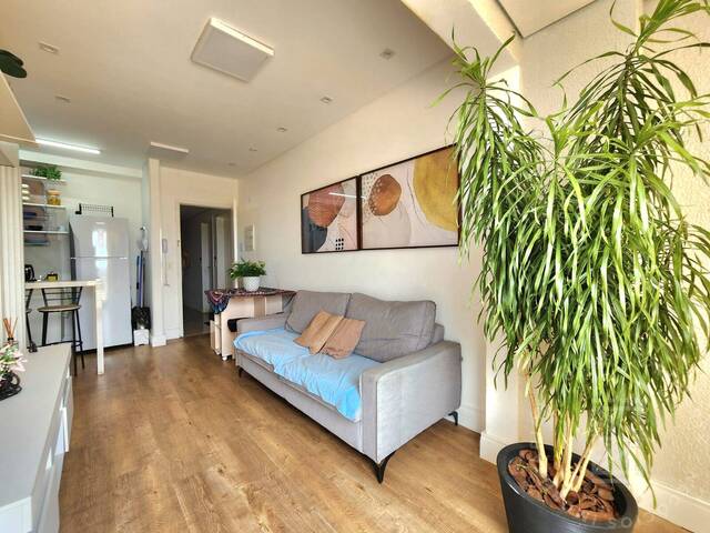 #1033 - Apartamento para Venda em São José dos Campos - SP - 3