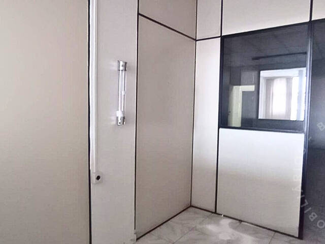 #1053 - Sala para Venda em São José dos Campos - SP