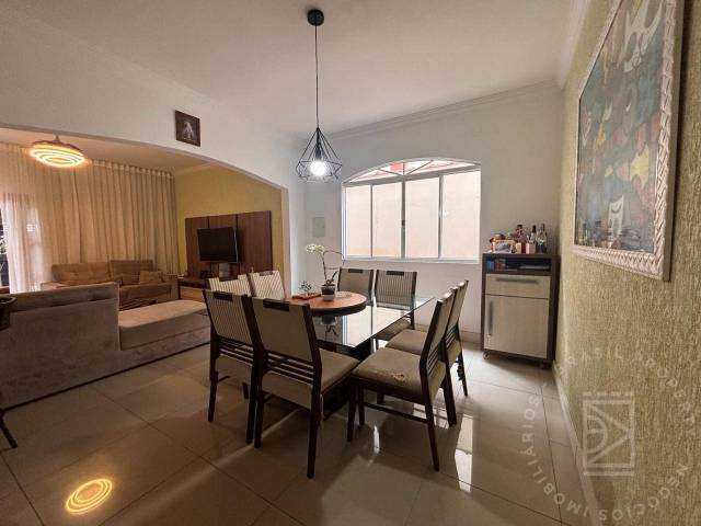 #1068 - Casa para Venda em São José dos Campos - SP - 2