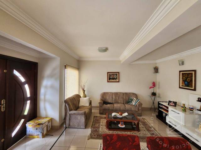 #1130 - Sobrado para Venda em São José dos Campos - SP - 3