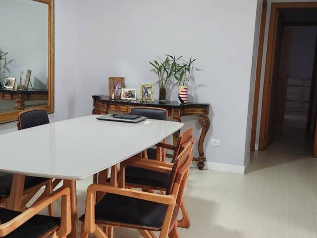 Apartamento para Venda em São José dos Campos - 4