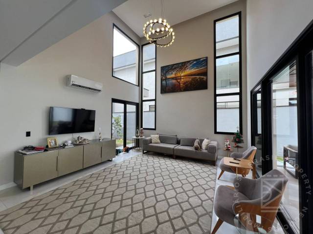 #694 - Casa para Venda em São José dos Campos - SP