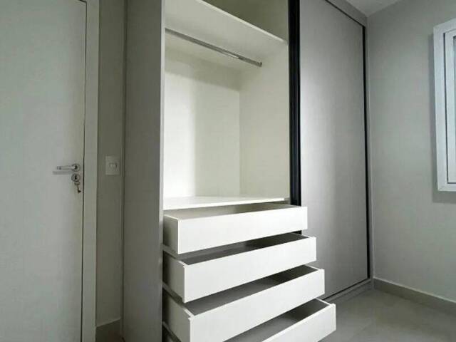 #1175 - Apartamento para Venda em São José dos Campos - SP