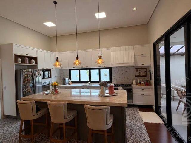 Casa para Venda em São José dos Campos - 5