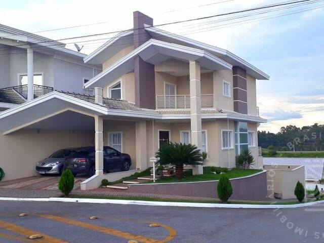 Venda em Condomínio Residencial Mantiqueira - São José dos Campos