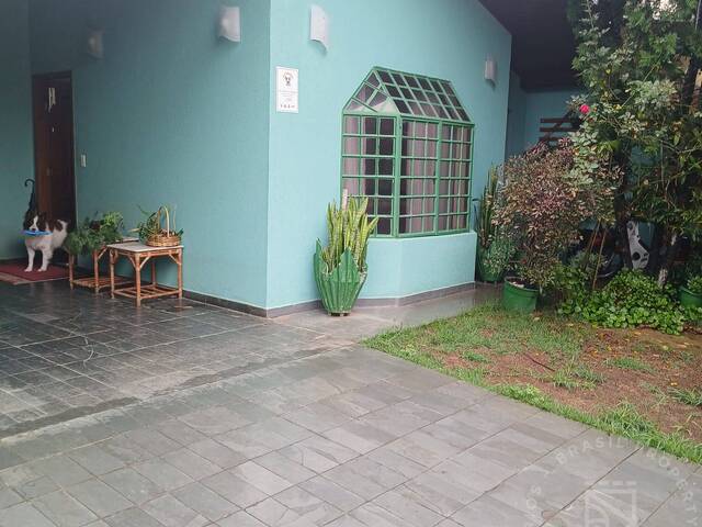 Casa para Venda em São José dos Campos - 4