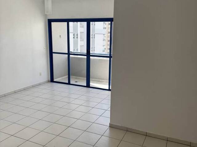 Locação em Parque Residencial Aquarius - São José dos Campos