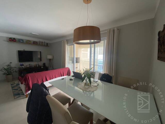 Apartamento para Venda em São José dos Campos - 2