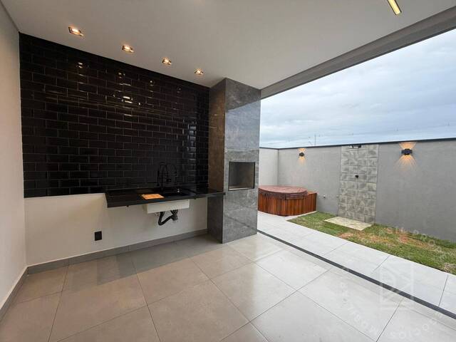 Casa para Venda em São José dos Campos - 4