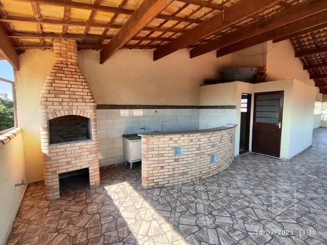 Casa para Venda em São José dos Campos - 3
