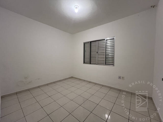 Casa para Venda em São José dos Campos - 4