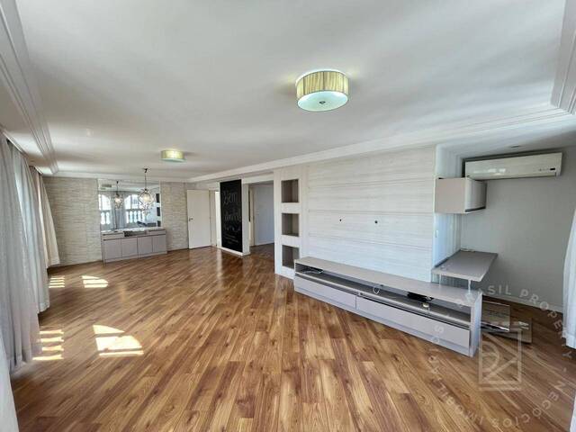 Apartamento para Venda em São José dos Campos - 2