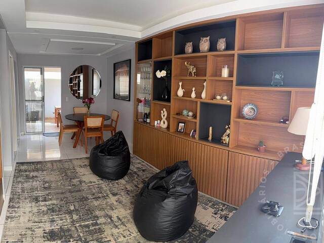 Casa para Venda em São José dos Campos - 4