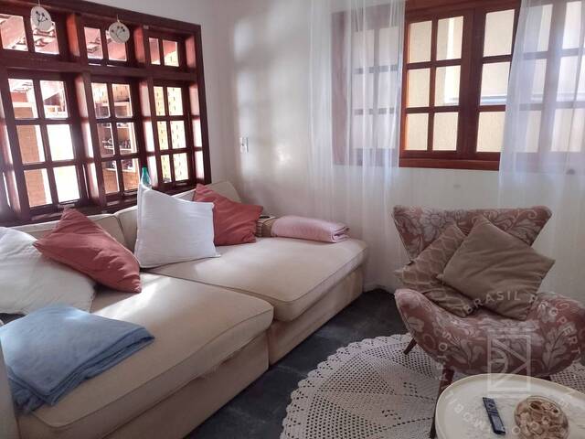 Casa para Venda em São José dos Campos - 2