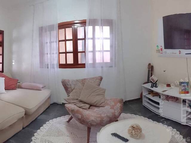 Casa para Venda em São José dos Campos - 3