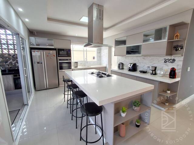 Casa para Venda em São José dos Campos - 5